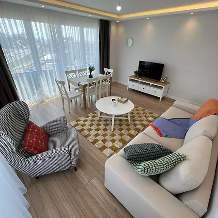 Istanbul Bostanci Luxury 2 Bedroom Apartment With Pool *